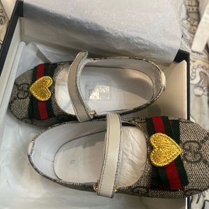 COPY - Baby girl gucci shoes